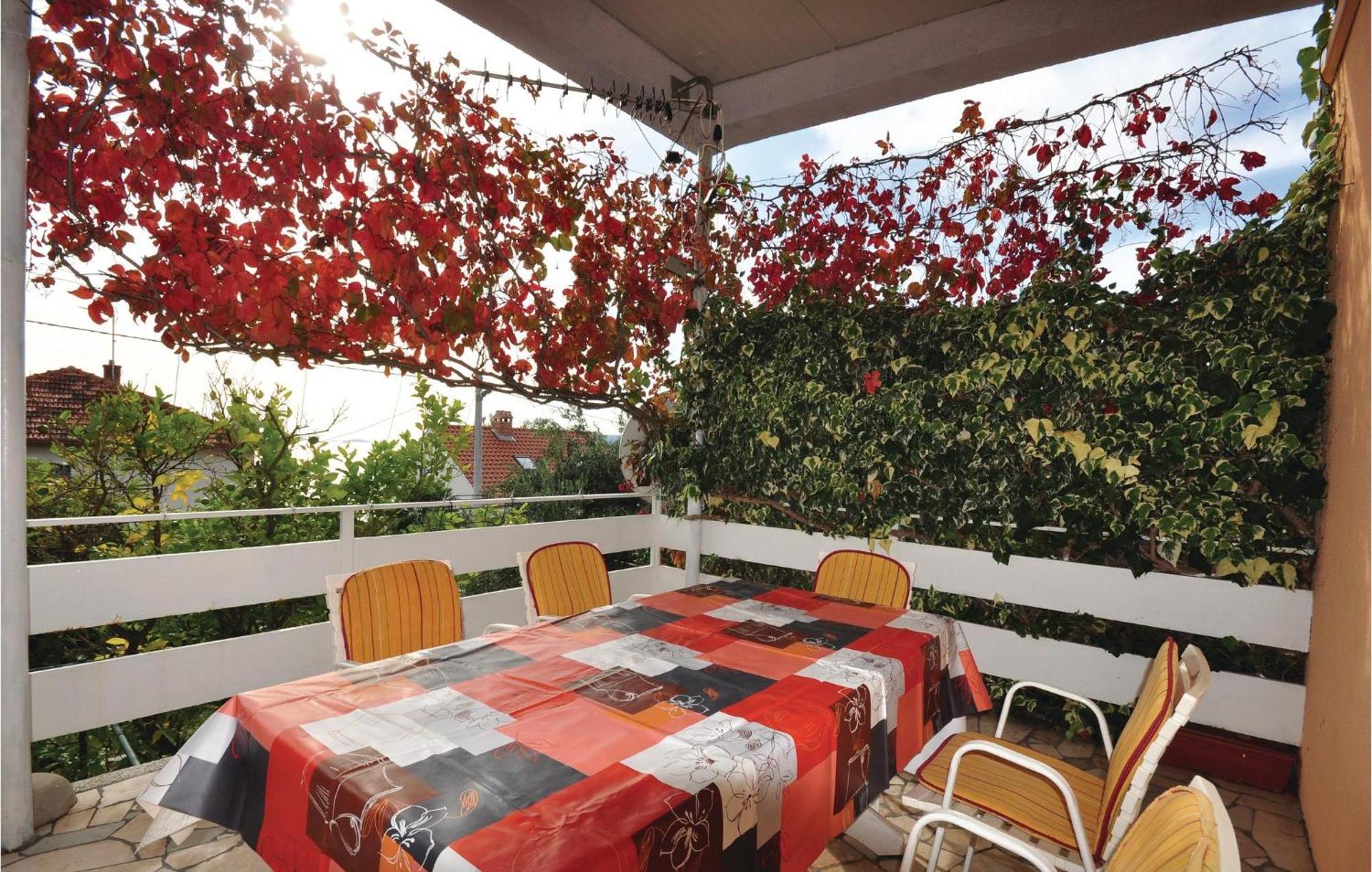 Awesome Home In Seget Vranjica With Wifi المظهر الخارجي الصورة